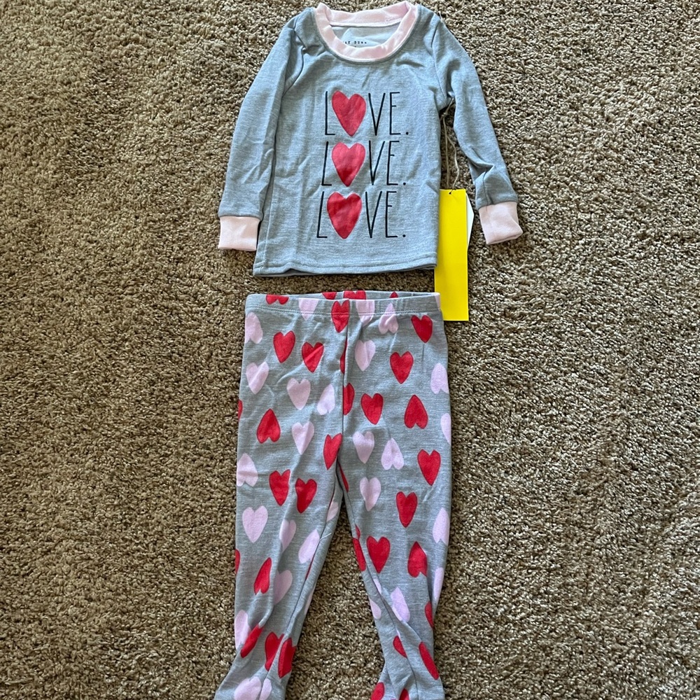 Rae Dunn Girls size 3T PJs. New